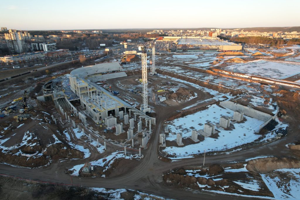 Daugiafunkcis sveikatinimo, ugdymo, švietimo, kultūros ir užimtumo kompleksas 1 etapas (stadionas) (Ozo g. 27) - Staadion - ehituse fotod