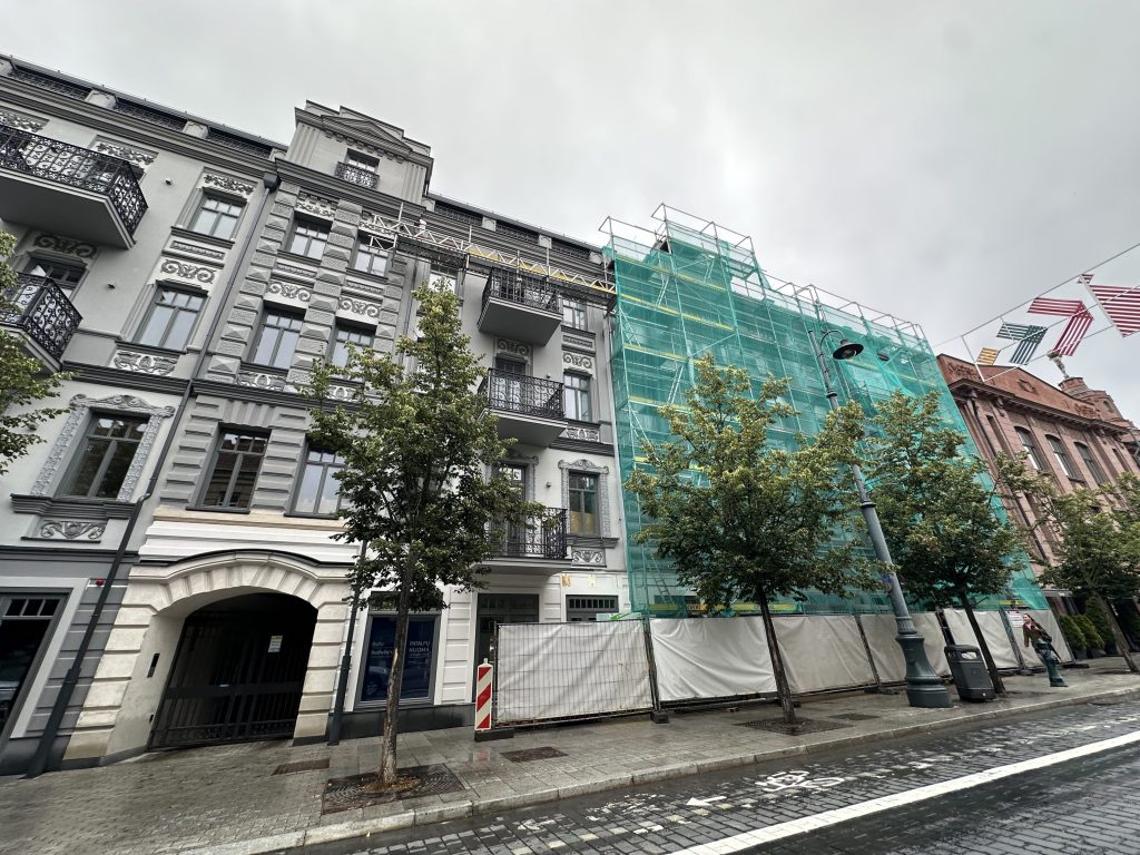 Gedimino 37 (Gedimino pr. 37) - Multi apartment - construction photos