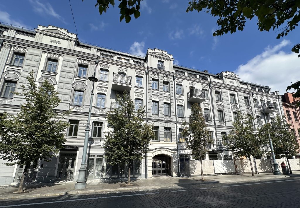 Gedimino 37 (Gedimino pr. 37) - Multi apartment - construction photos