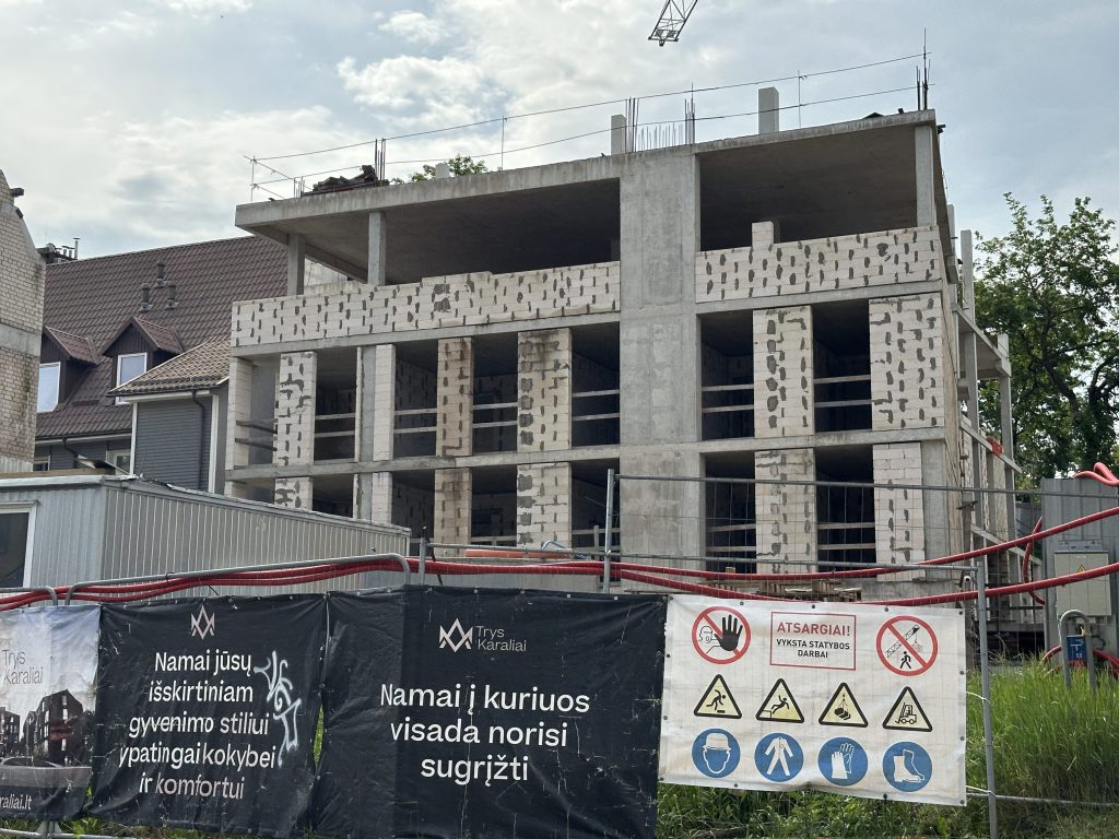 Trys karaliai (Polocko g. 25, 31) - Multi apartment - construction photos