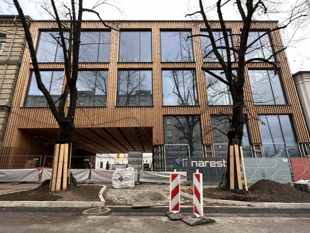 Vasario 16-osios (Vasario 16-osios g. 1) - Hotel, Office center, Primary and secondary education - construction photos