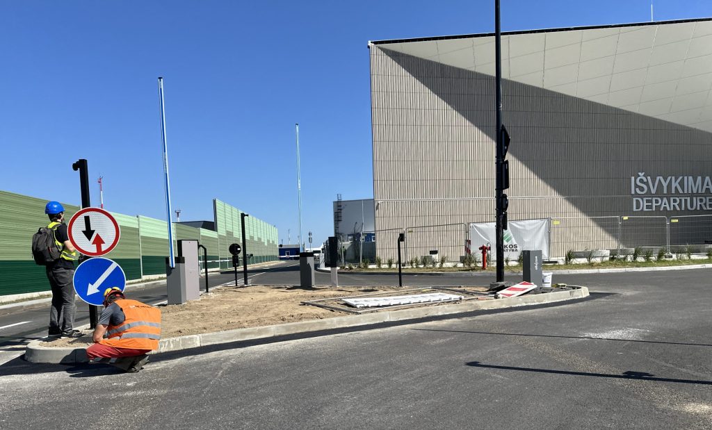 VNO išvykimo terminalas (Rodūnios kel. 2) - Lidosta - būvdarbu attēli