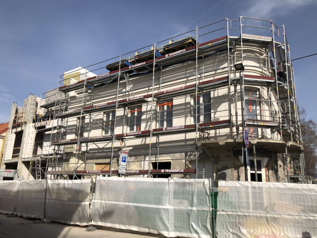 Ledainės namas (Karaliaus Mindaugo pr. 9) - Multi apartment - construction photos