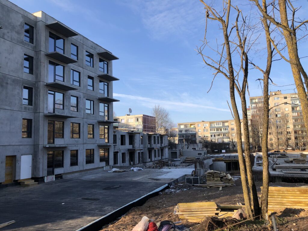 Karoliniškių namai 1 etapas (Sausio 13-osios g. 31) - Hotel, Multi apartment - construction photos