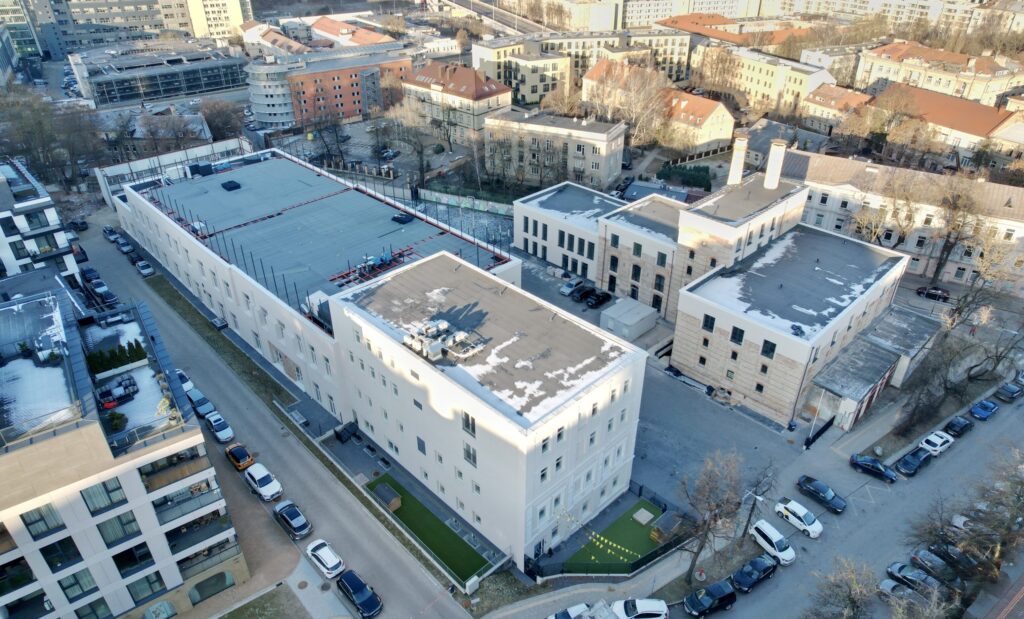 Aludarių g. 1 (Aludarių g. 1) - Office center - construction photos