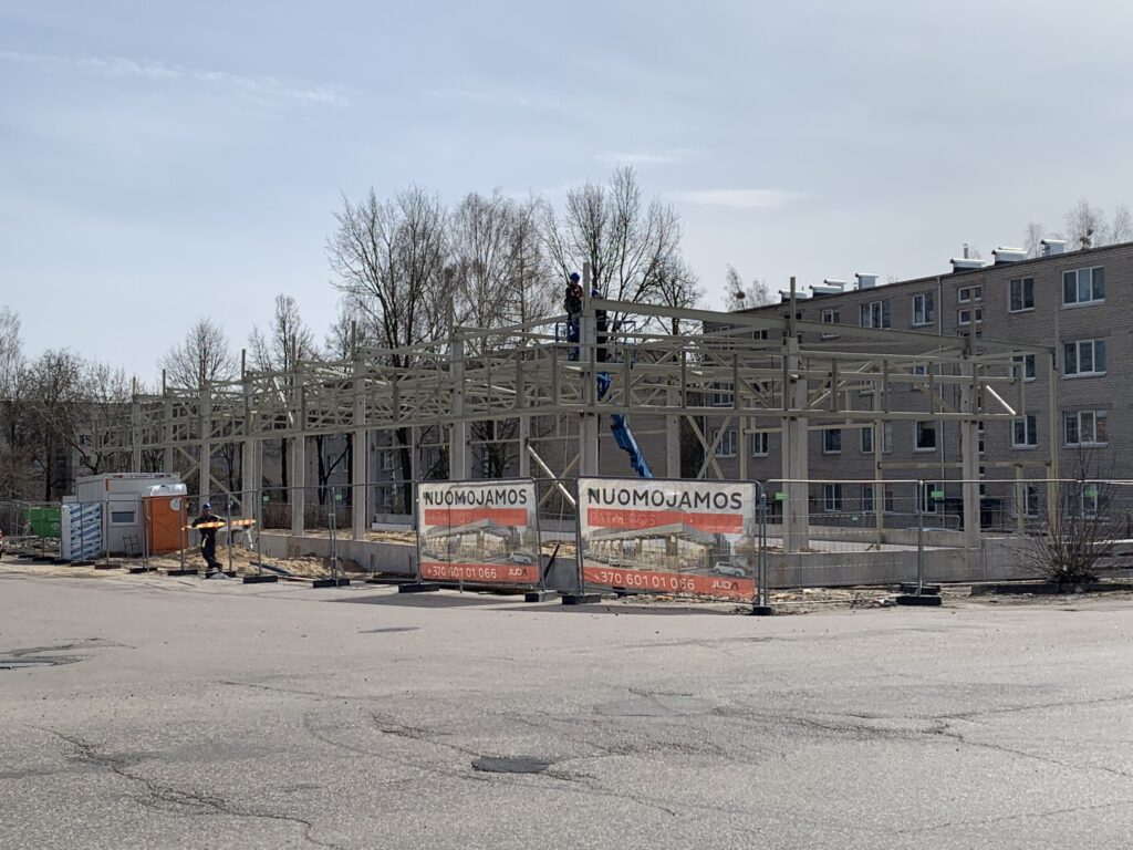 V20 (Vandžiogalos pl. 20) - Shopping center - construction photos