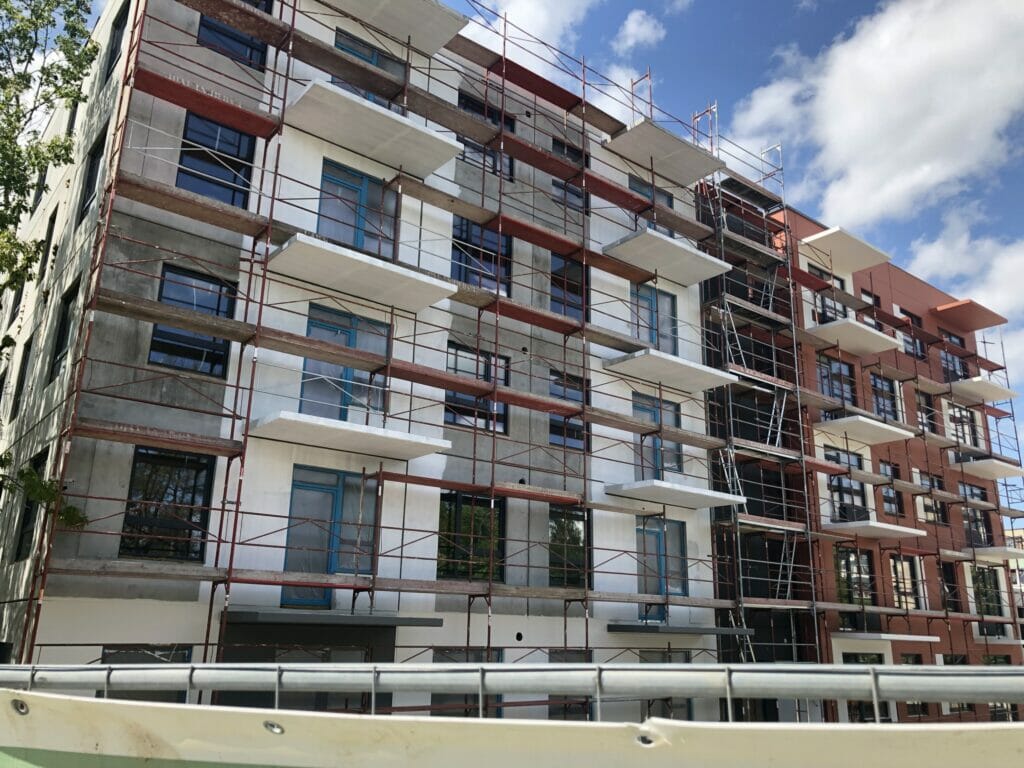 Karoliniškių namai 1 etapas (Sausio 13-osios g. 31) - Hotel, Multi apartment - construction photos