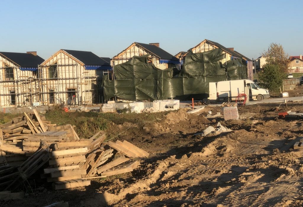 Pušų panorama 1 etapas (Kazio Bizausko g. 53, 55, Stasio Šilingo g. 92, 94, 96, 98, 100, 102) - Row housing - construction photos