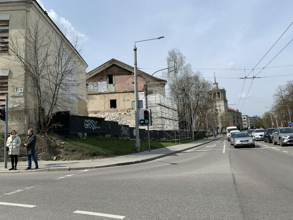 Vasario 16-osios (Vasario 16-osios g. 1) - Hotel, Office center, Primary and secondary education - construction photos