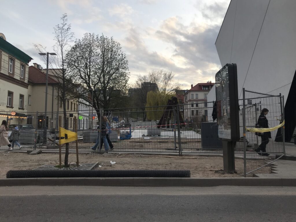 Vingrių šaltinių skveras (Vingrių g.) - Square - construction photos
