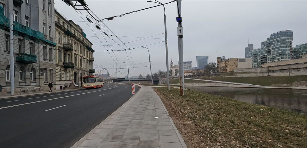 Neries kairiosios krantinės 2 etapas (Žygimantų g., Arsenalo g.) - Dviračių takas, Pakrantė - statybų nuotraukos