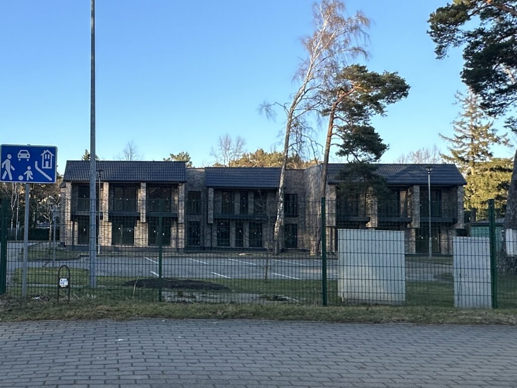 Girulių vilos 1 etapas (Turistų g. 20, 22) - Korterelamu - ehituse fotod