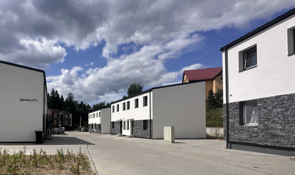 Pylimėlių g. 31B (Pylimėlių g. 31B) - Sublokuoti namai - statybų nuotraukos