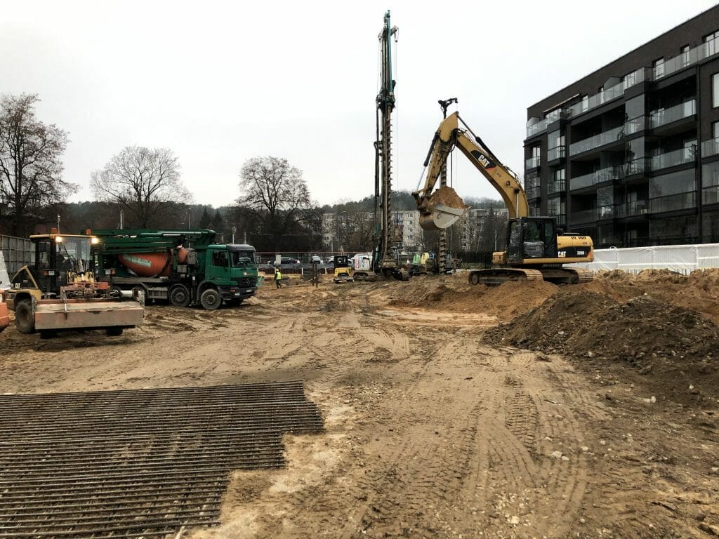 Žvėryno lapės (Lapių g. 3) - Daugiabutis - statybų nuotraukos