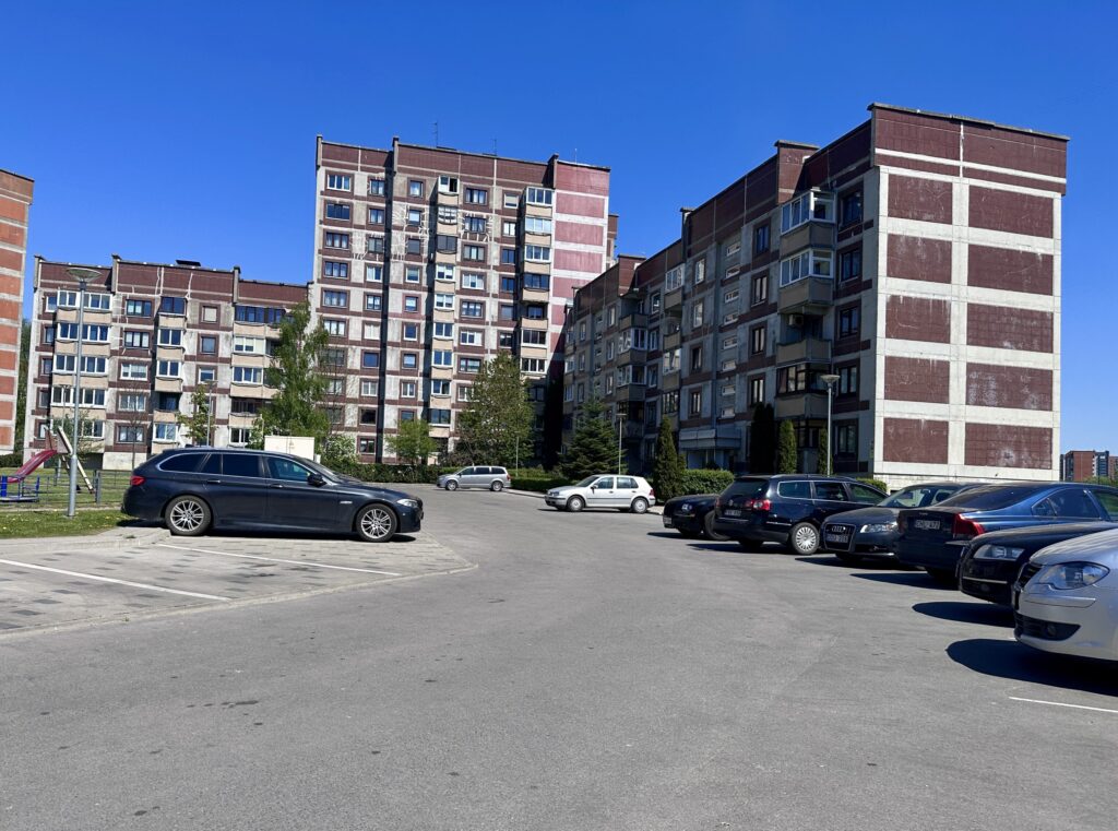 Statybininkų pr., Žardininkų g. kiemų sutvarkymas (Statybininkų pr., Žardininkų g.) - Kelias - statybų nuotraukos