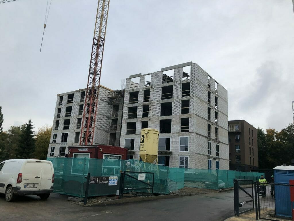 Klevų namai (Partizanų g. 34) - Multi apartment - construction photos