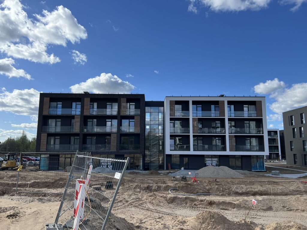 Vyšnios 1 etapas (Karaliaučiaus g. 25, 27) - Multi apartment - construction photos