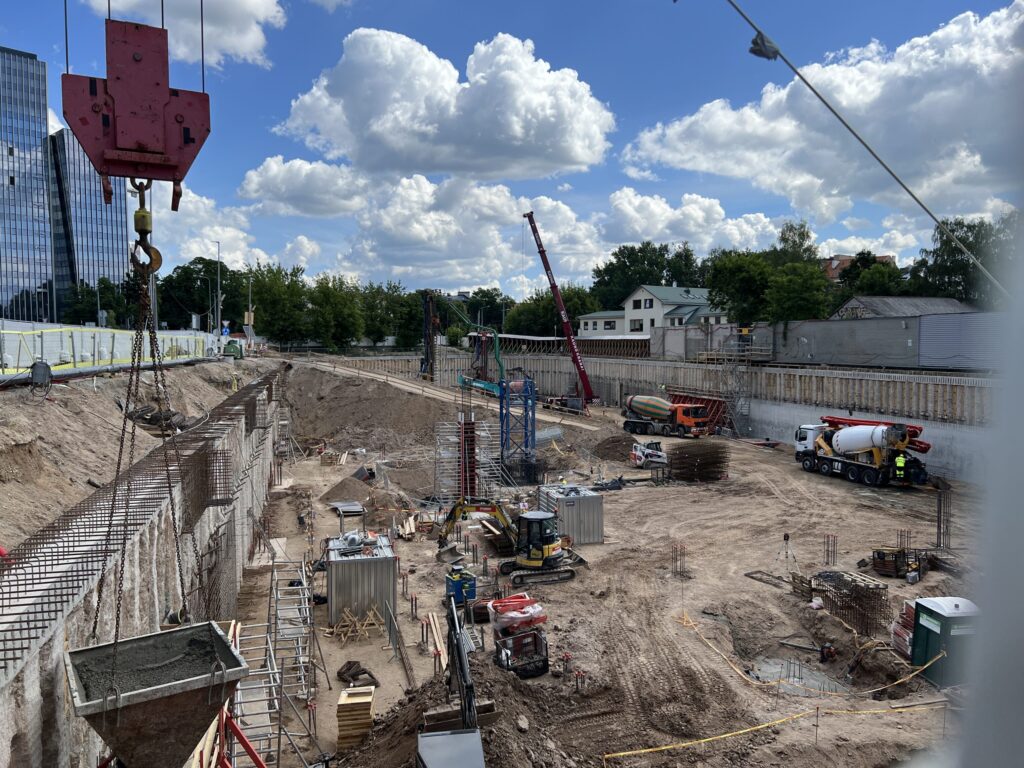Sąvaržėlė (Konstitucijos pr. 14A) - Office center - construction photos