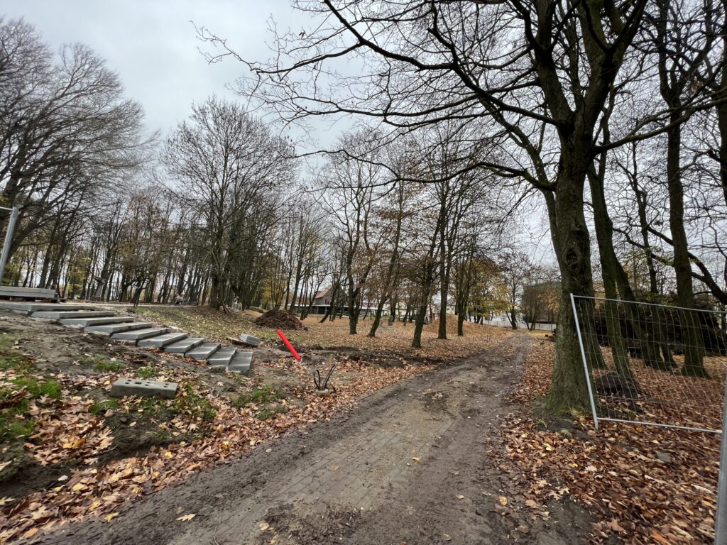 Skulptūrų parkas (K. Donelaičio g. 6B) - Park - ehituse fotod