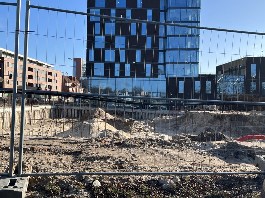 Gegužės sodai (Naujoji Uosto g. 15A, Naujoji Uosto g. 15, Gegužės g. 8) - Viesnīca - būvdarbu attēli