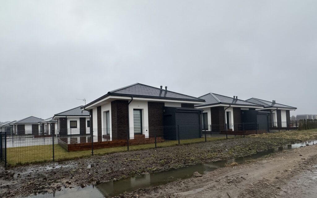 Vaivorykštės g. 37 (Vaivorykštės g. 37) - Private house community - construction photos