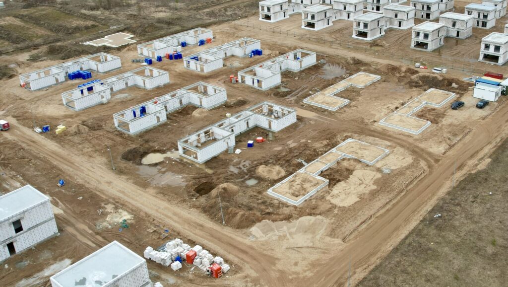 Vingiai 2 etapas (Grinapolio g. 32, 34, 36, 38, 40, 42, 44, 46, 48, 50) - Row housing - construction photos