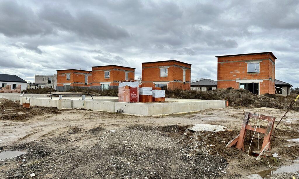 Karininkų namai (Savanorių g. 13,15,19,23,27,31,35,39,43,47,49,51, Narsiečiai) - Private house community, Row housing - construction photos