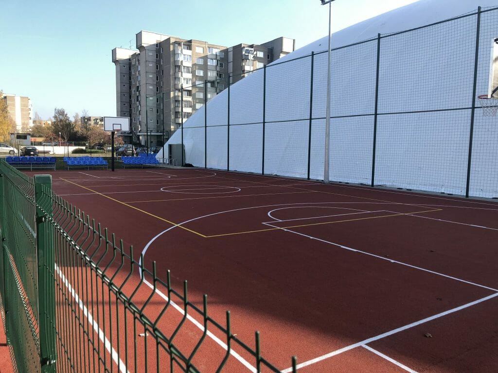 Pilaitės gimnazijos sporto aikštynas (Įsruties g. 3) - Sports field or court - construction photos