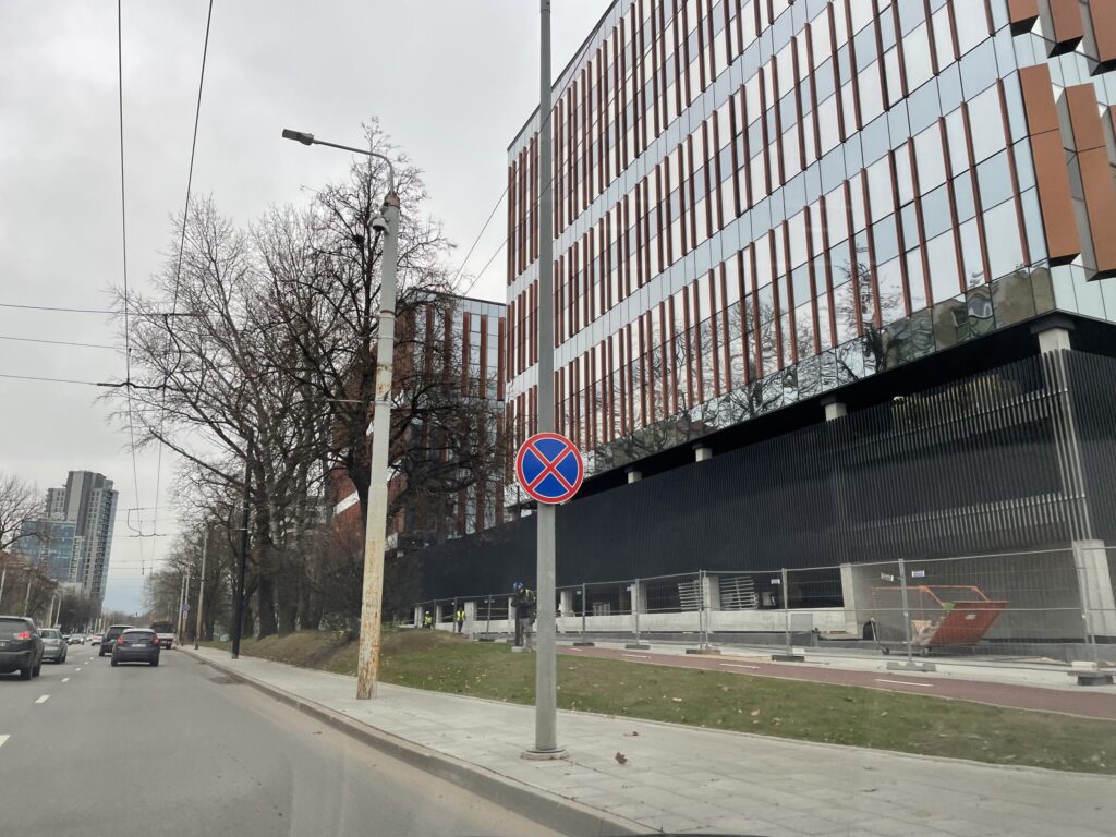 S28 (Savanorių pr. 28) - Office center - construction photos