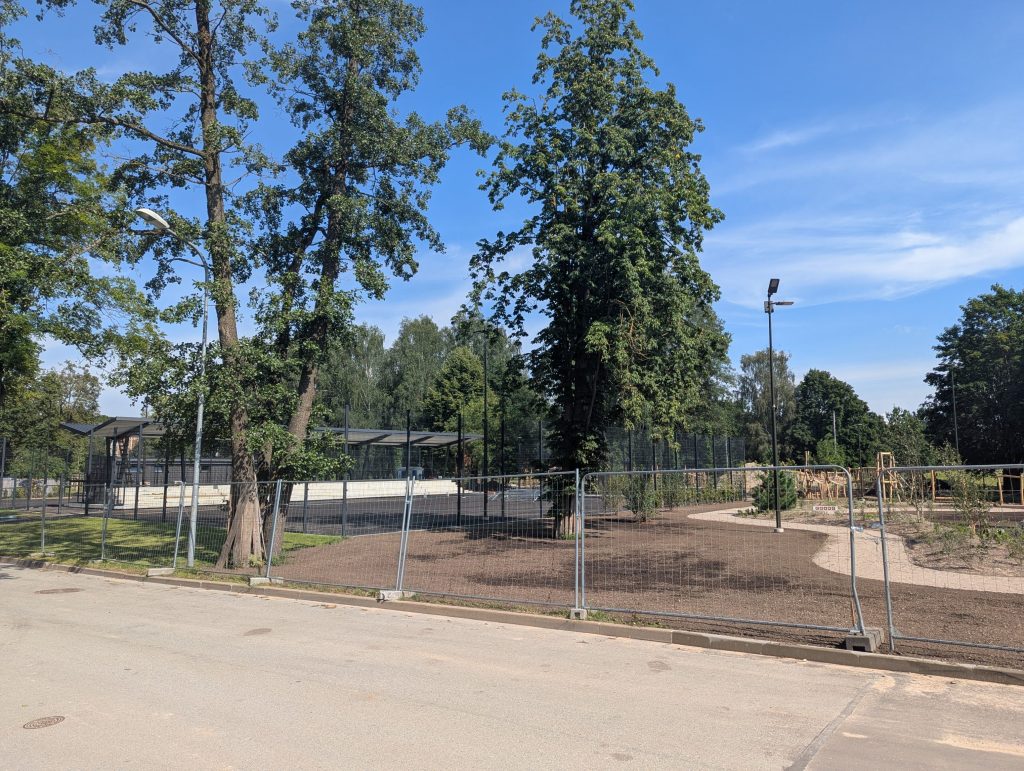 Uzvaras parks - 2. kārtā (Uzvaras parks) - Adventure park, Food services, Park, Sports field or court - construction photos