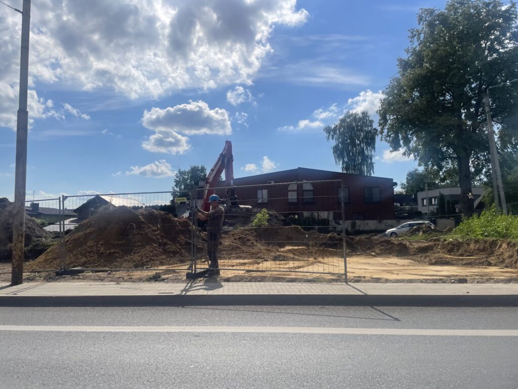 L34 (Lenktoji g. 34) - Office center - construction photos