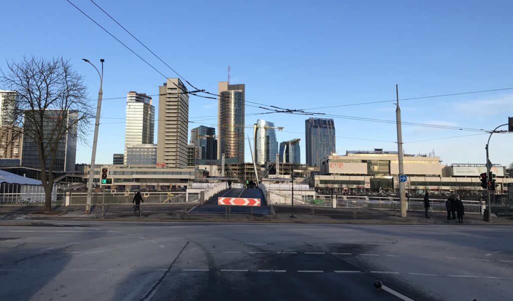 Artery (Konstitucijos pr. 18B) - Biroju centrs - būvdarbu attēli