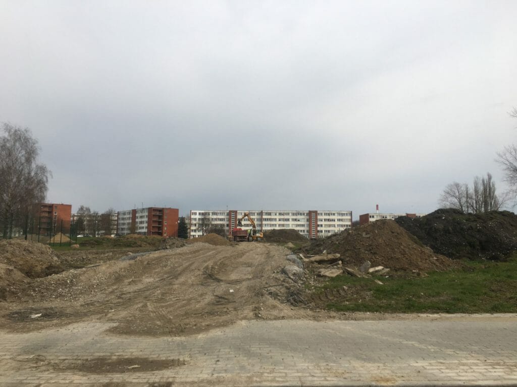 Hermano Zudermano gimnazijos sporto aikštė (Debreceno g. 29) - Sports arena - construction photos
