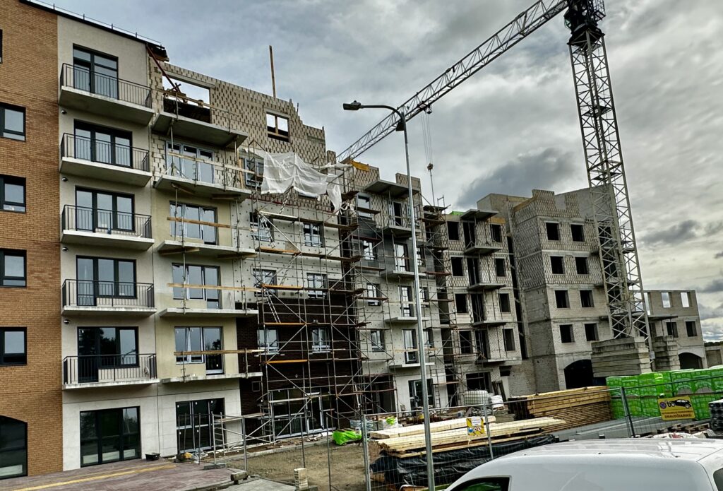Klaipėdos Holivudas 2 etapas (J, I, H namai) (Kretingos g. 10) - Daugiabutis - statybų nuotraukos