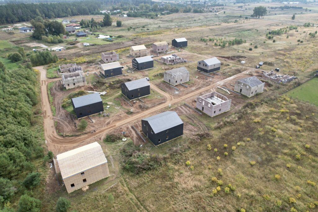 Alksnių g. 2, 4, 6, 7, 8, 9, 10, 11, 12, 13, 14, 15, 16, 18, 20, 22, 24, 26 (Alksnių g. 2, 4, 6, 7, 8, 9, 10, 11, 12, 13, 14, 15, 16, 18, 20, 22, 24, 26) - Private house community - construction photos