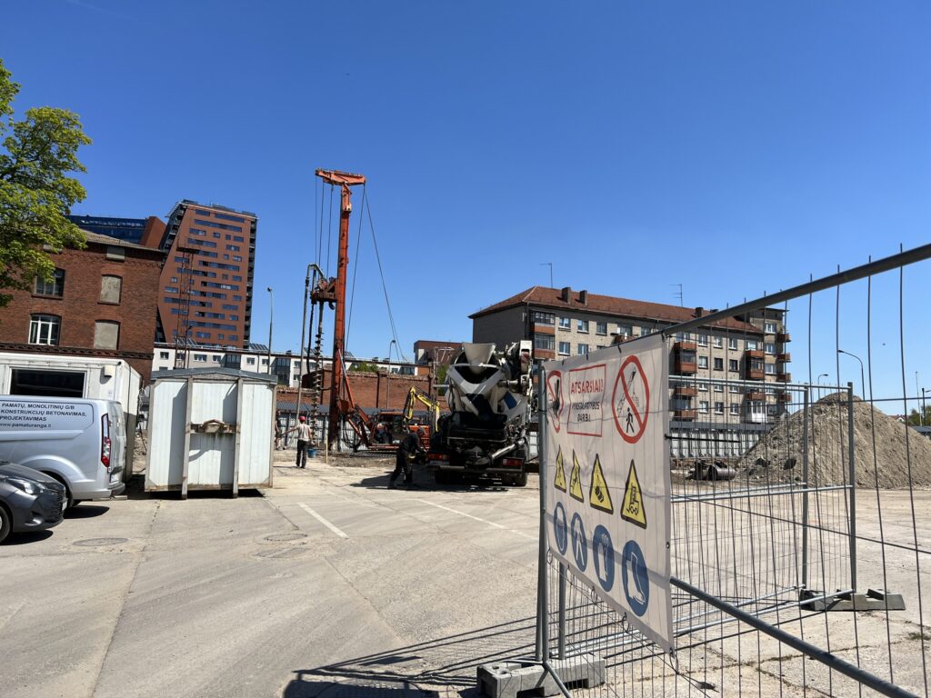 Memelio miestas | Hanza verslo centras (Naujoji Uosto g. 3) - Office center - construction photos