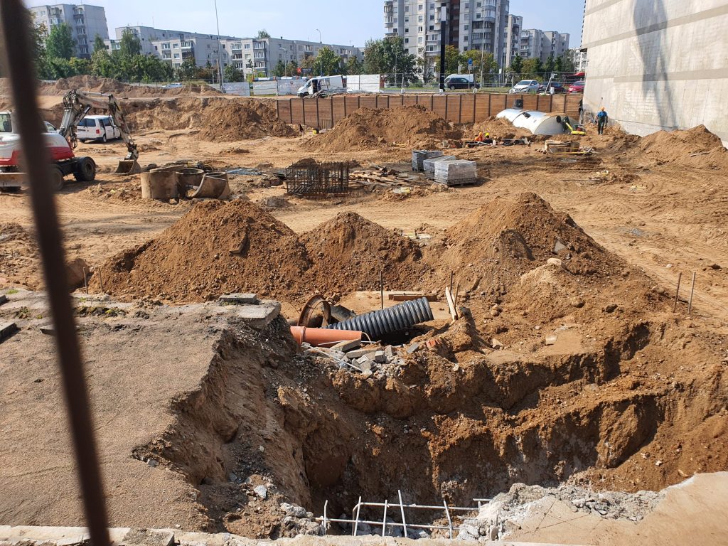 PC PIKAS (Ukmergės g. 221) - Shopping center - construction photos