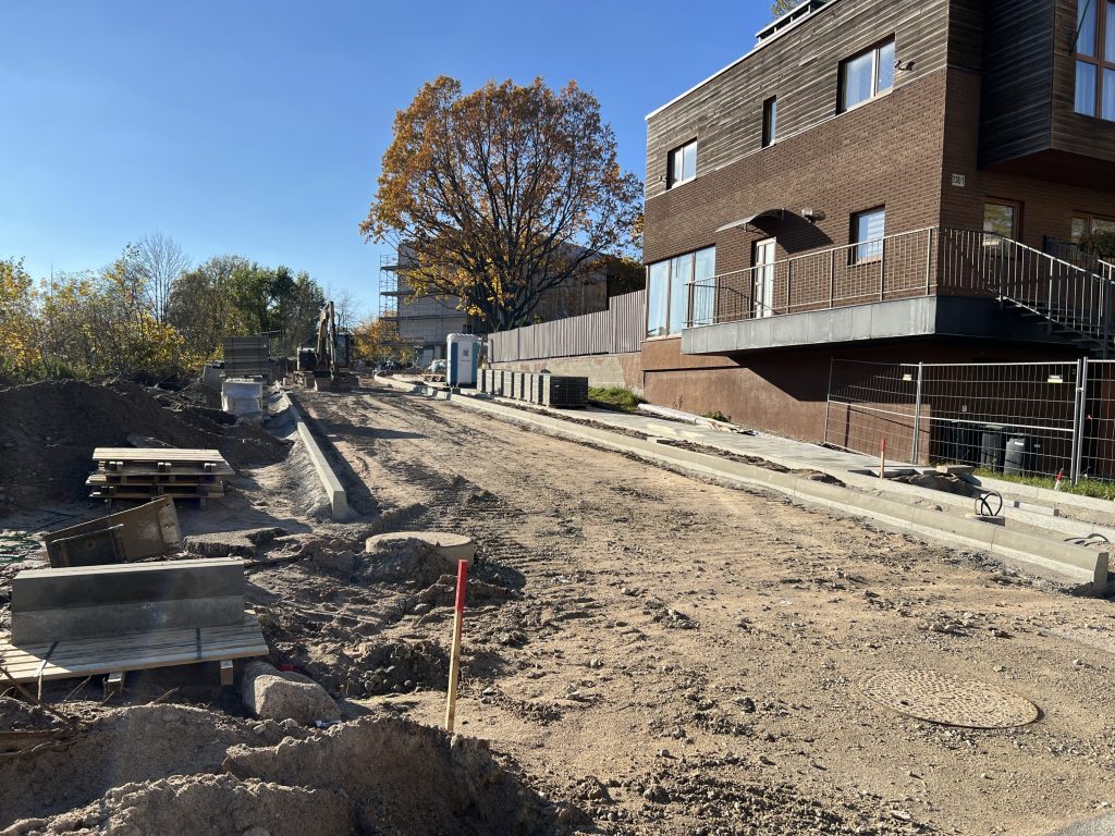 Privažiavimo kel. nuo Paribio g. iki Paribio g. 23E (Paribio g.) - Street - construction photos