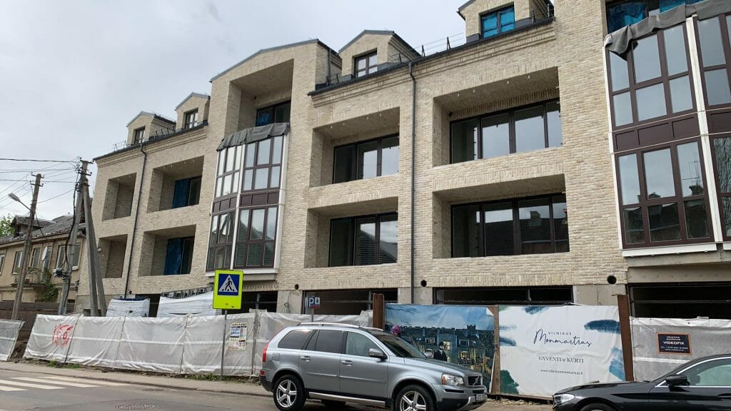 Vilniaus monmartras (Polocko g. 26) - Daudzdzīvokļu nams - būvdarbu attēli