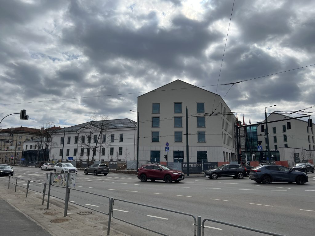 Vasario 16-osios (Vasario 16-osios g. 1) - Hotel, Office center, Primary and secondary education - construction photos