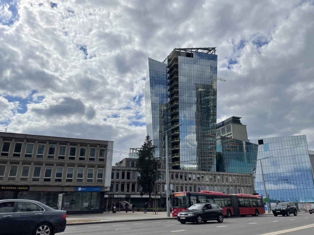 Artery (Konstitucijos pr. 18B) - Biroju centrs - būvdarbu attēli