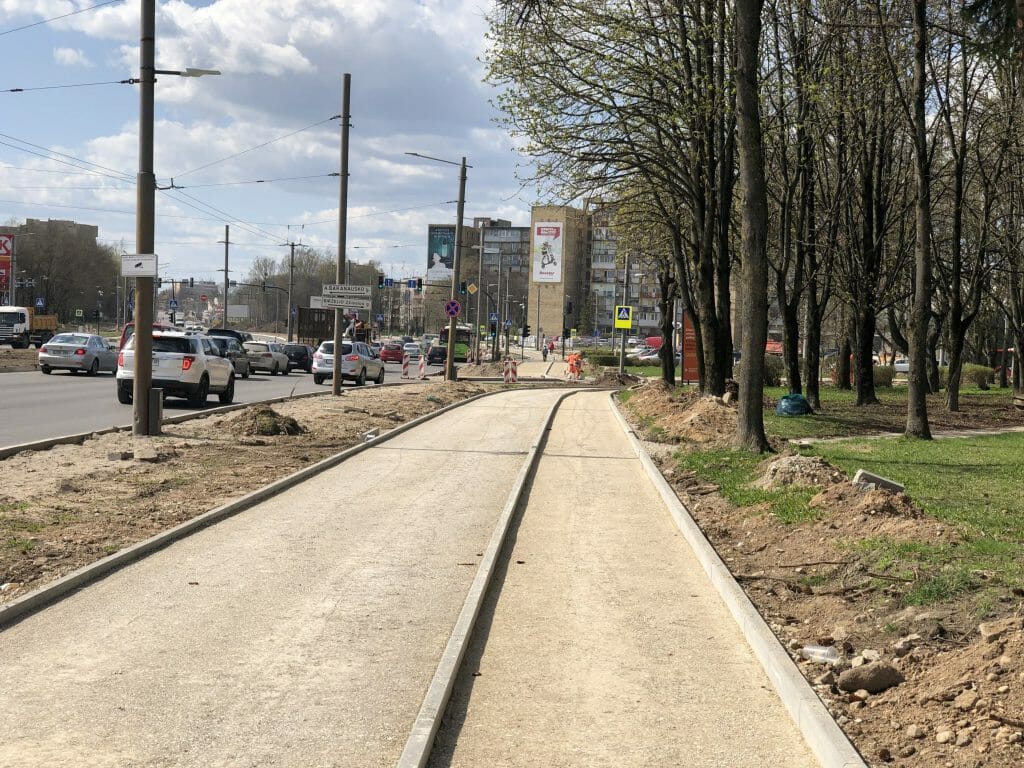 Taikos pr. rekonstrukcija 2 etapas (Taikos pr.) - Dviračių takas, Gatvė - statybų nuotraukos