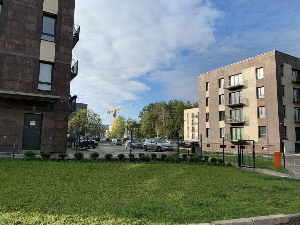 Lazdynėlių 30 (Lazdynėlių g. 30) - Daudzdzīvokļu nams - būvdarbu attēli