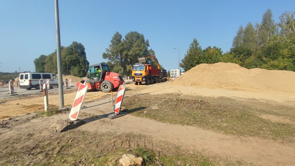 Helsinkio g. nuo viaduko iki Talino g (Helsinkio g.) - Tänav - ehituse fotod