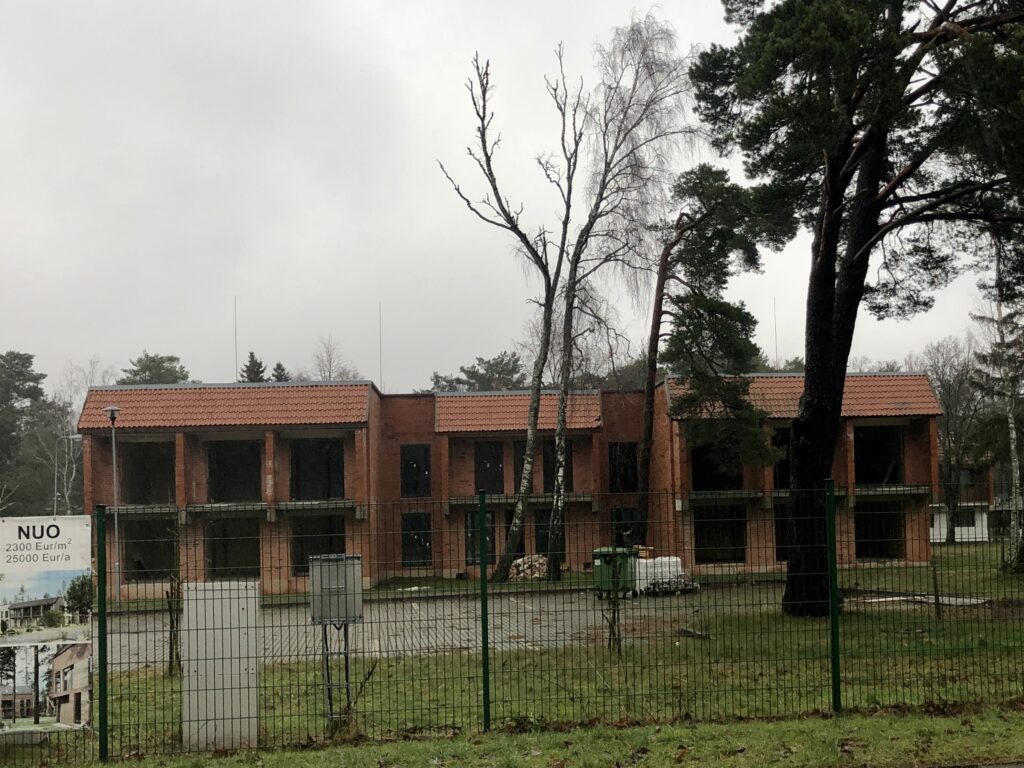 Girulių vilos 1 etapas (Turistų g. 20, 22) - Korterelamu - ehituse fotod