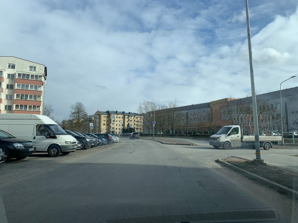 Ramaus eismo gatvė prie Vilniaus rajono centrinės poliklinikos (J. Baltrušaičio g.) - Tänav - ehituse fotod