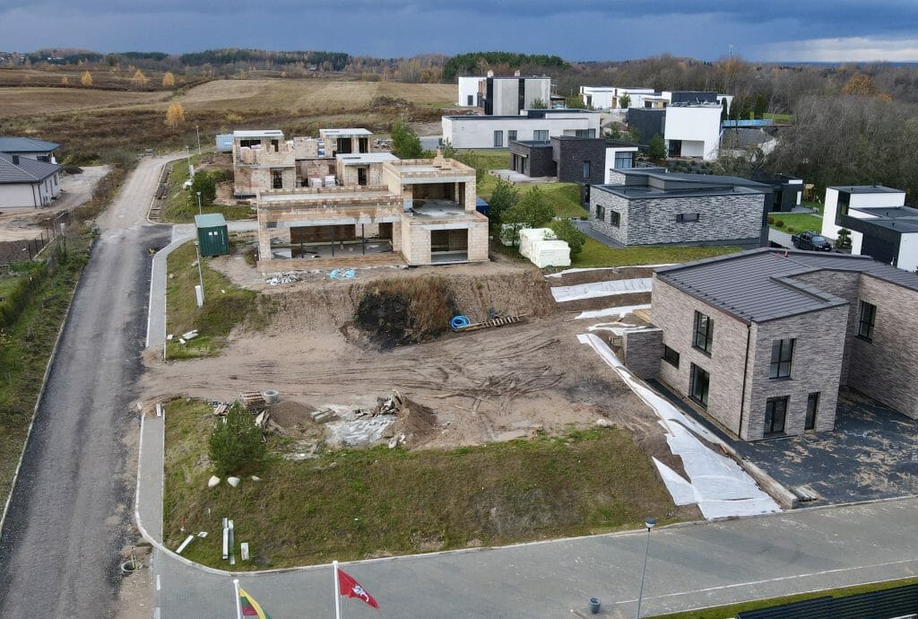 Draustinio namai (Lietaviškių g. 82, 82A, 82B, 82C, 82D, 82E, 84B, 84C, 86, 86B, 86C, 86E) - Private house community, Row housing - construction photos