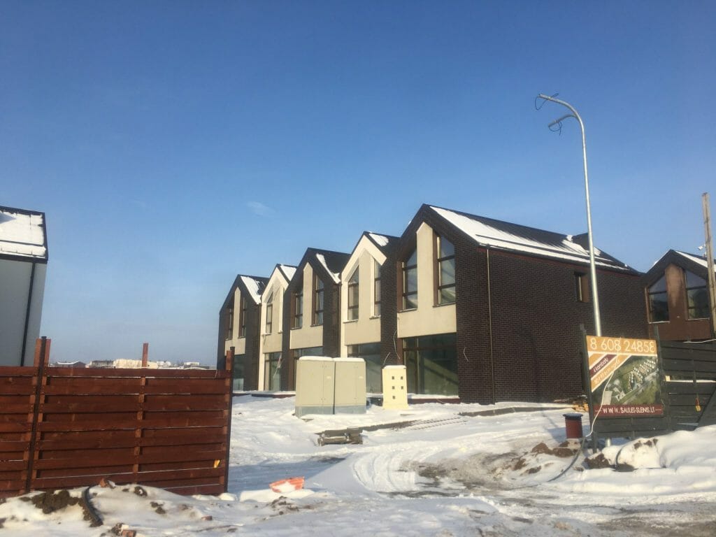 Saulės slėnis (Ukrainiečių g. 54, 56, 58, 60, 62) - Ridaelamu - ehituse fotod