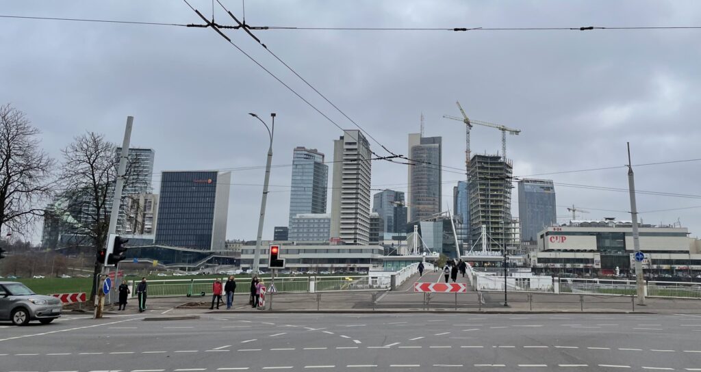 Artery (Konstitucijos pr. 18B) - Biroju centrs - būvdarbu attēli