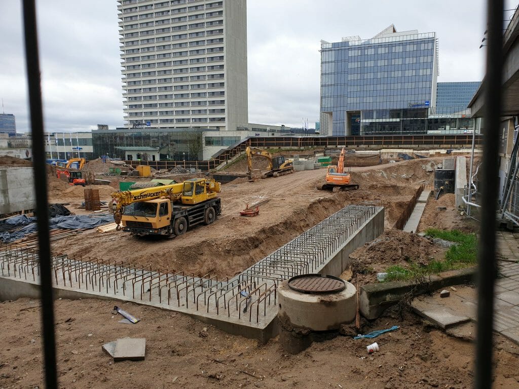 Artery (Konstitucijos pr. 18B) - Biroju centrs - būvdarbu attēli